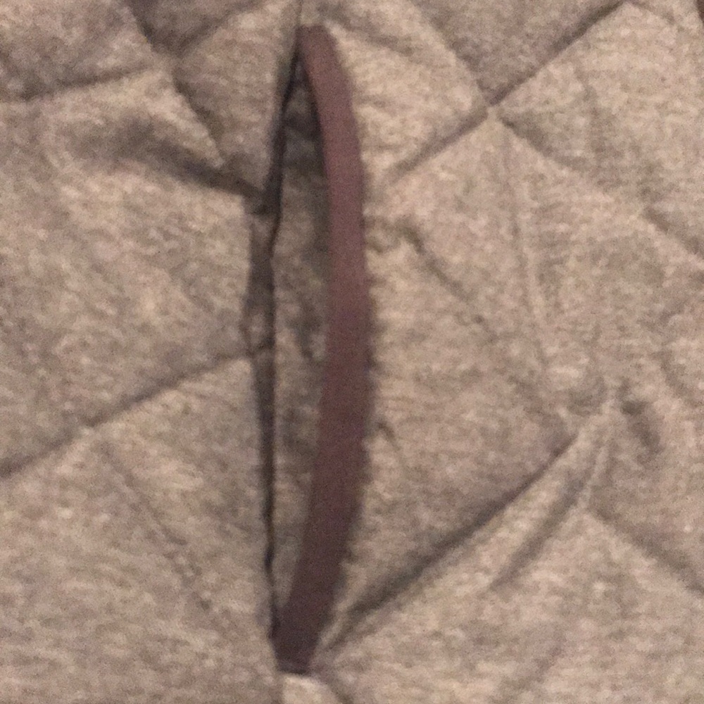 Women’s North Face Jacket - Picture 4 of 5